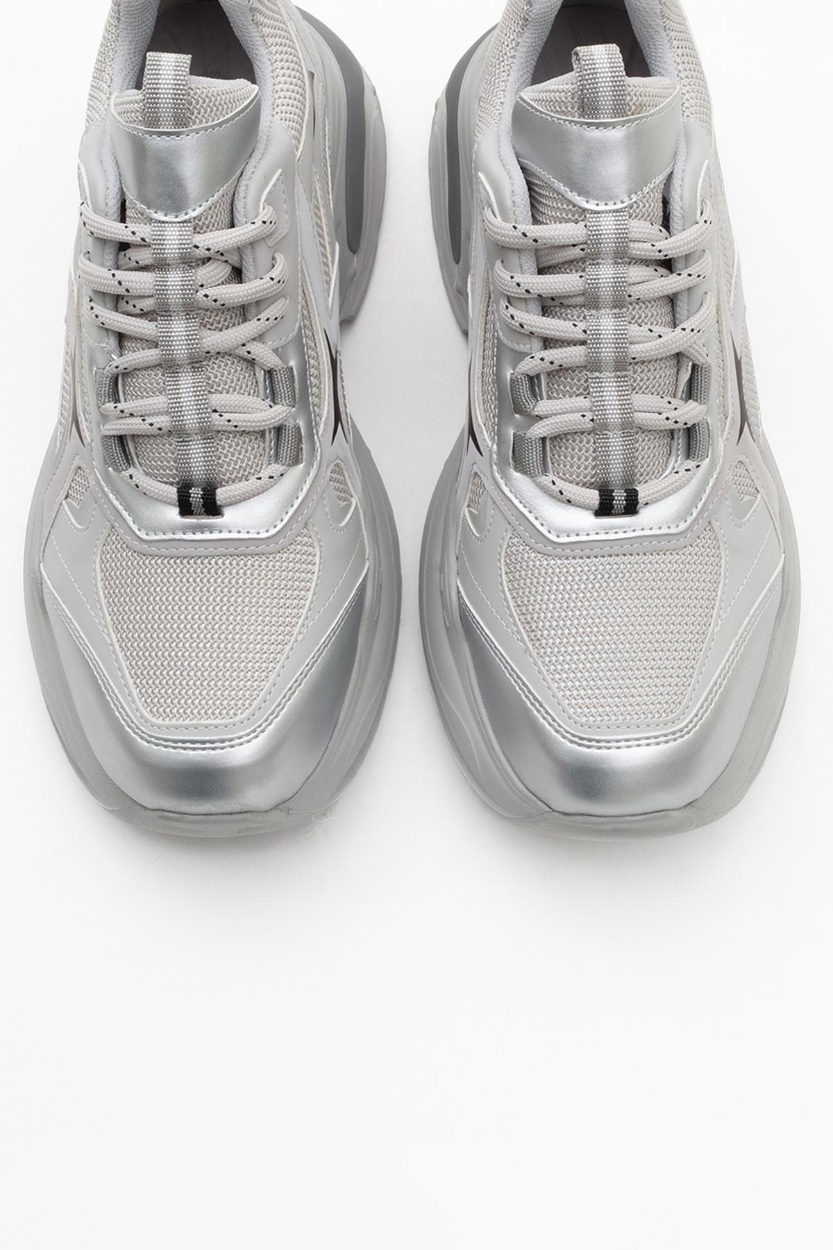 Marron - Silver Gray Sneakers – side view showing leather, silver, Vowalisse