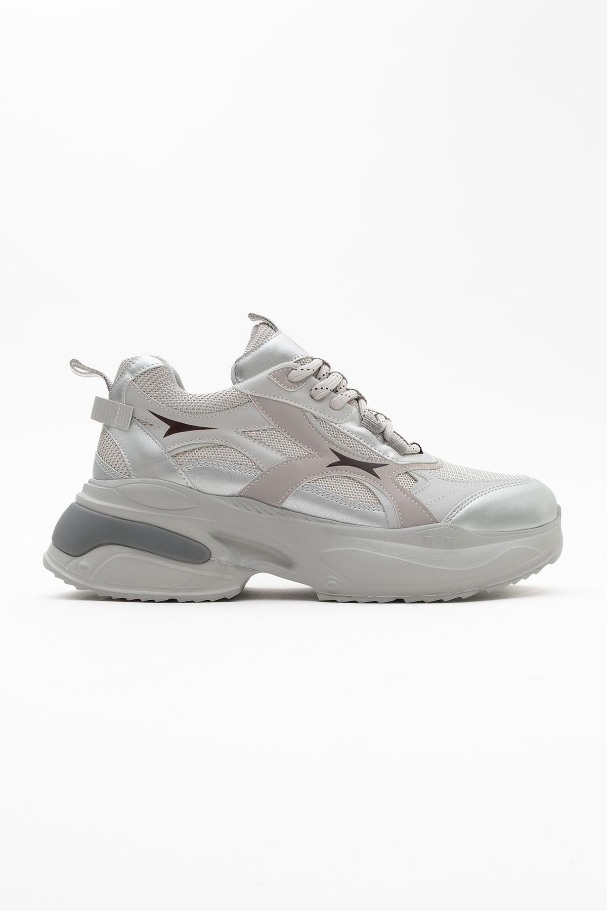 Marron - Silver Gray Sneakers – back view showing leather, silver, Vowalisse