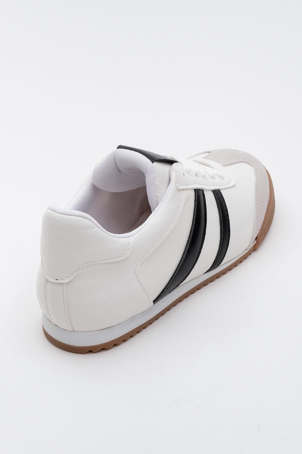 Jimmy - White Sneaker – heel view showing leather, white, Vowalisse