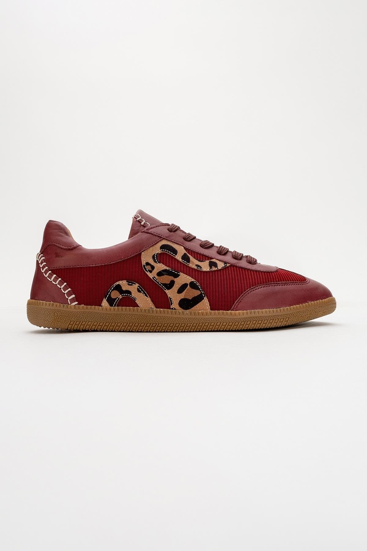 Perry - Burgundy Leather Sneakers – back view showing leather, Vowalisse