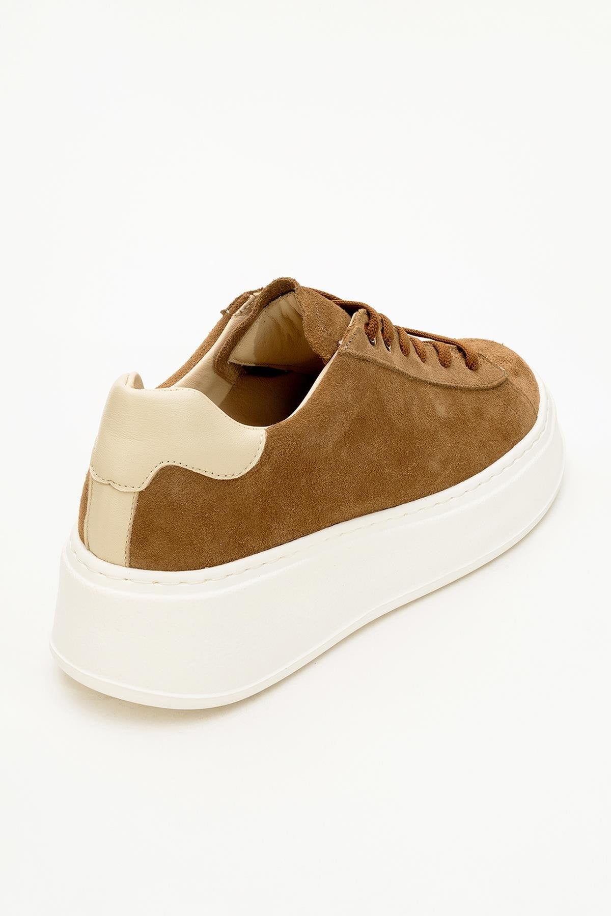 Gueno - Taupe Genuine Leather Sneaker – detail view showing leather, Vowalisse