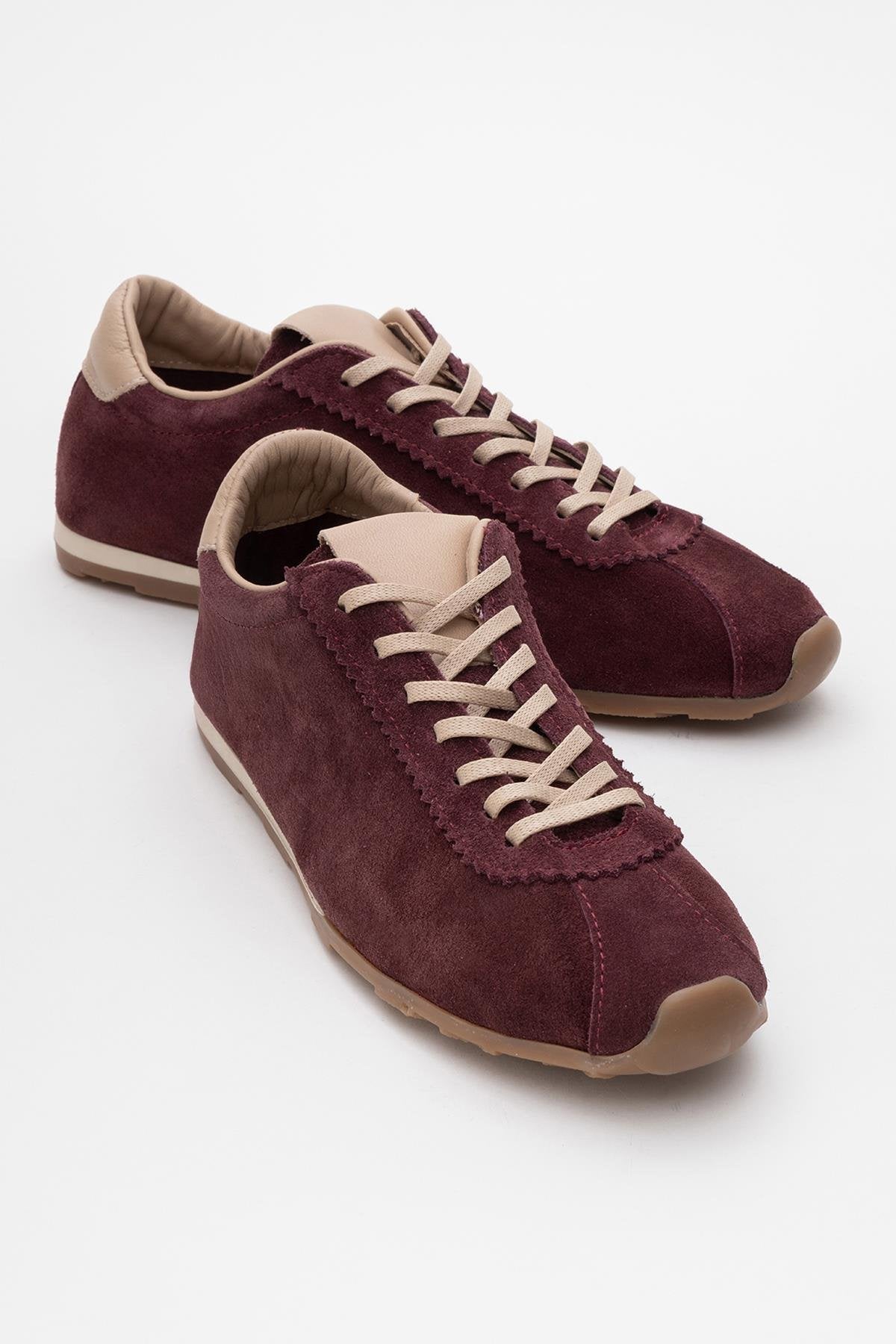 Crea - Burgundy Leather Sneakers – front three-quarter view showing leather, red, Vowalisse