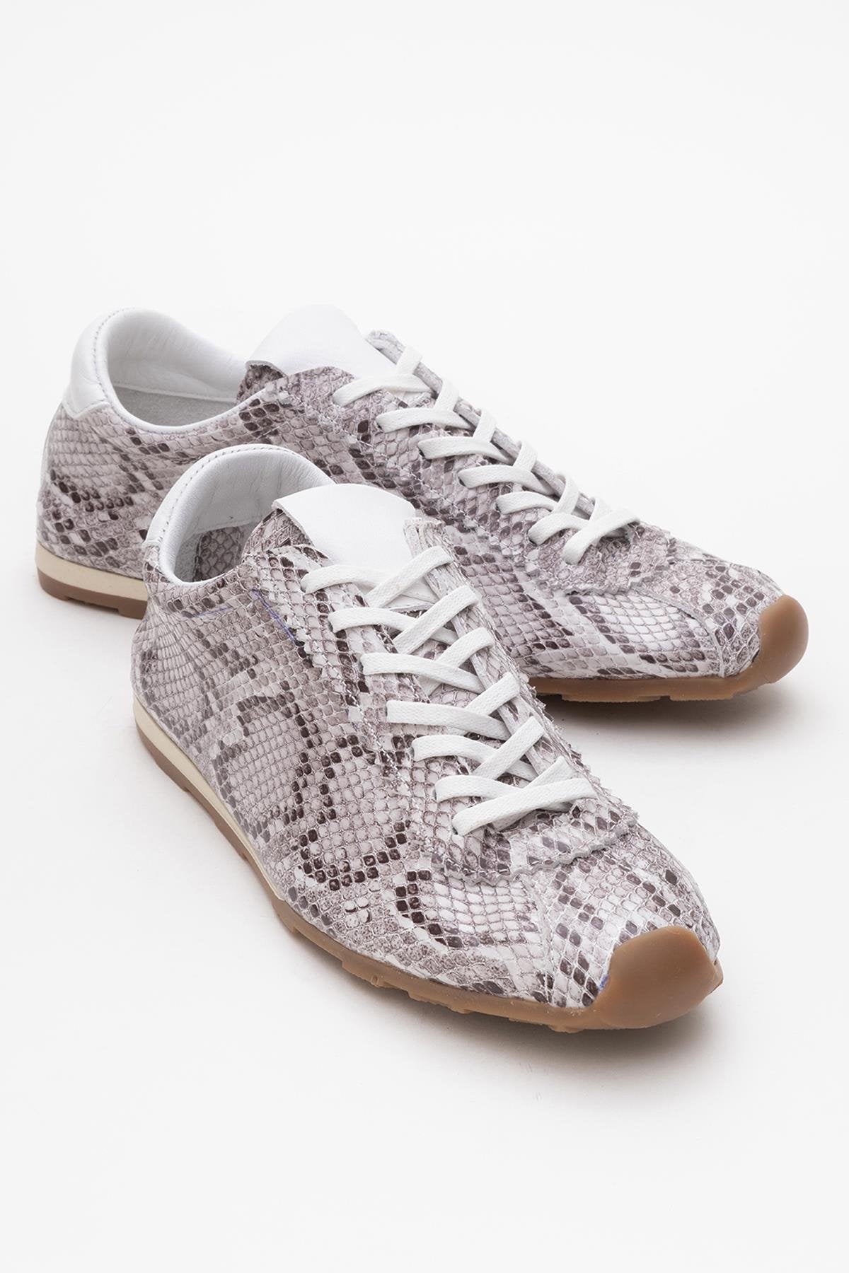 Crea - Gray Croco Leather Sneakers – front three-quarter view showing leather, red, Vowalisse