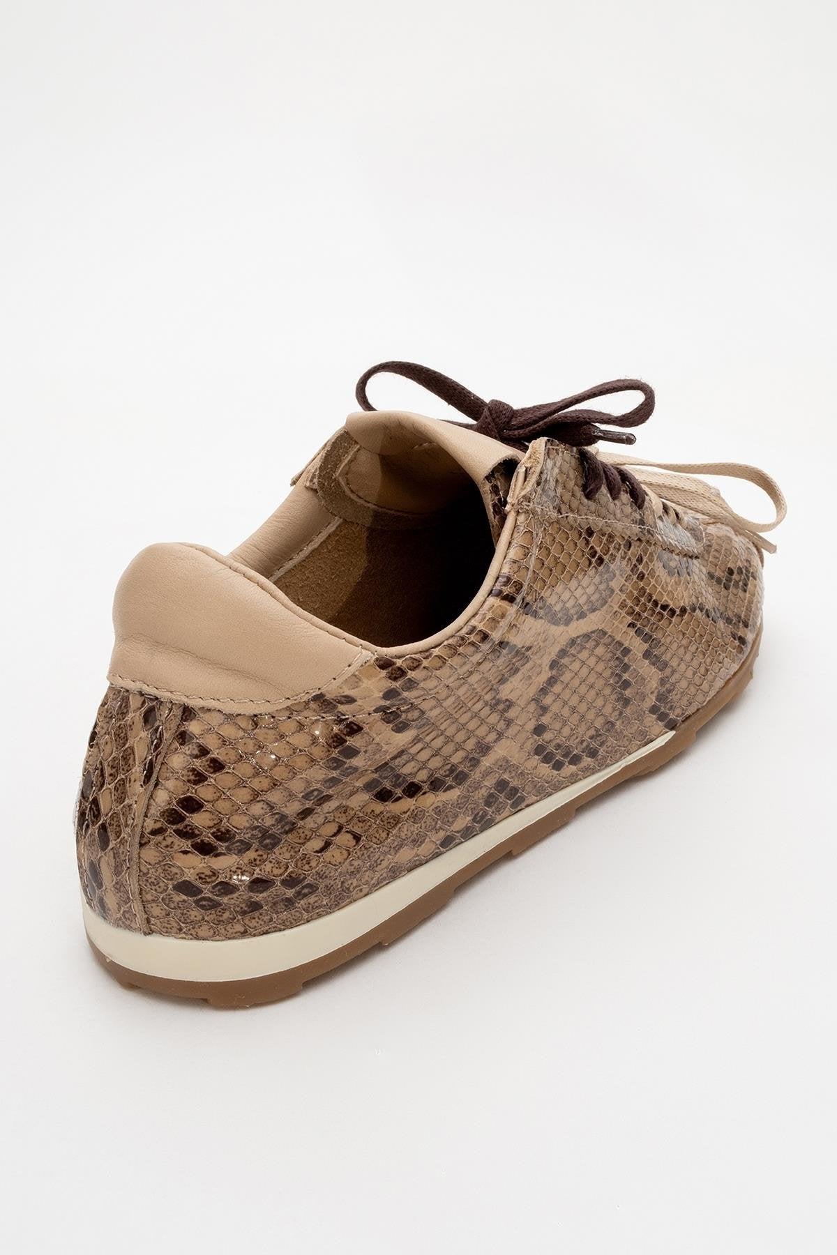 Crea - Light Brown Leather Sneakers – back view showing leather, red, Vowalisse
