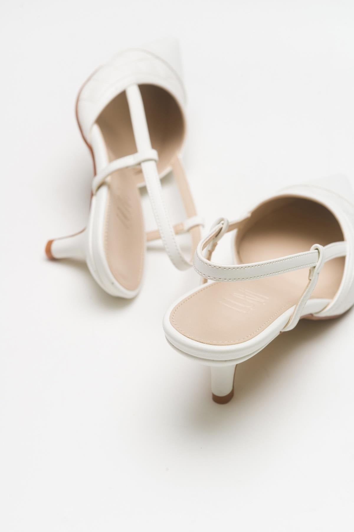 Point - White Heeled Shoe – heel view showing leather, white, Vowalisse
