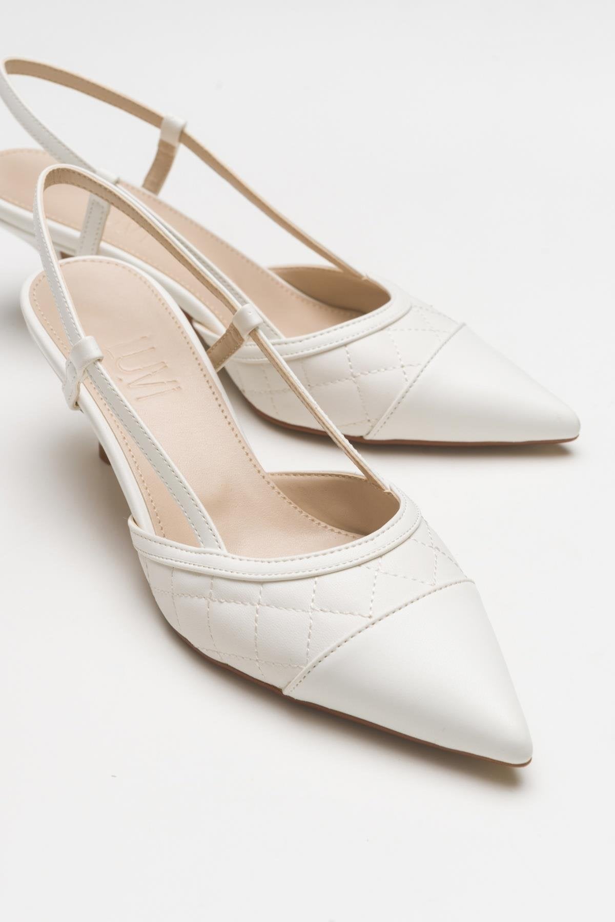 Point - White Heeled Shoe – back view showing leather, white, Vowalisse