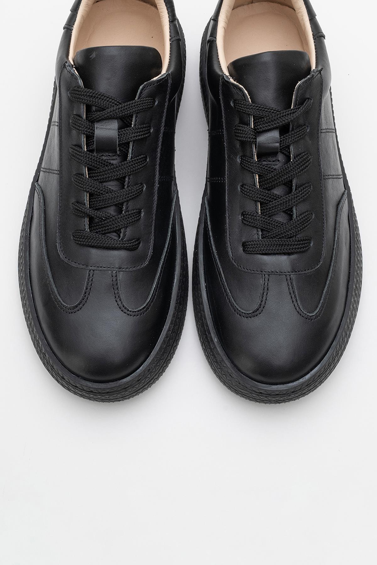 Fiore - Black Leather Sneakers – side view showing leather, black, red, Vowalisse
