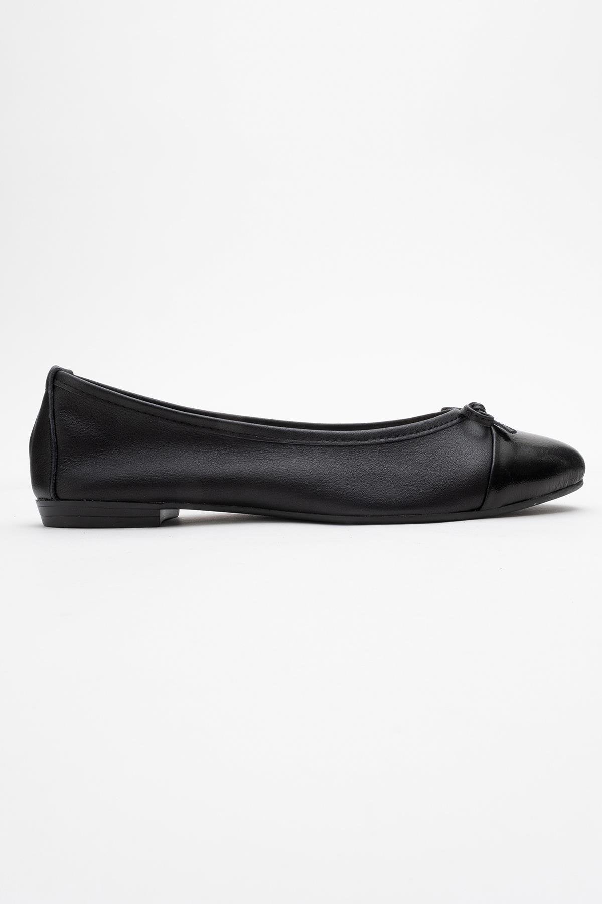 Jens - Black Toe Cap Leather Ballet Flats – back view showing bow, leather, black, Vowalisse