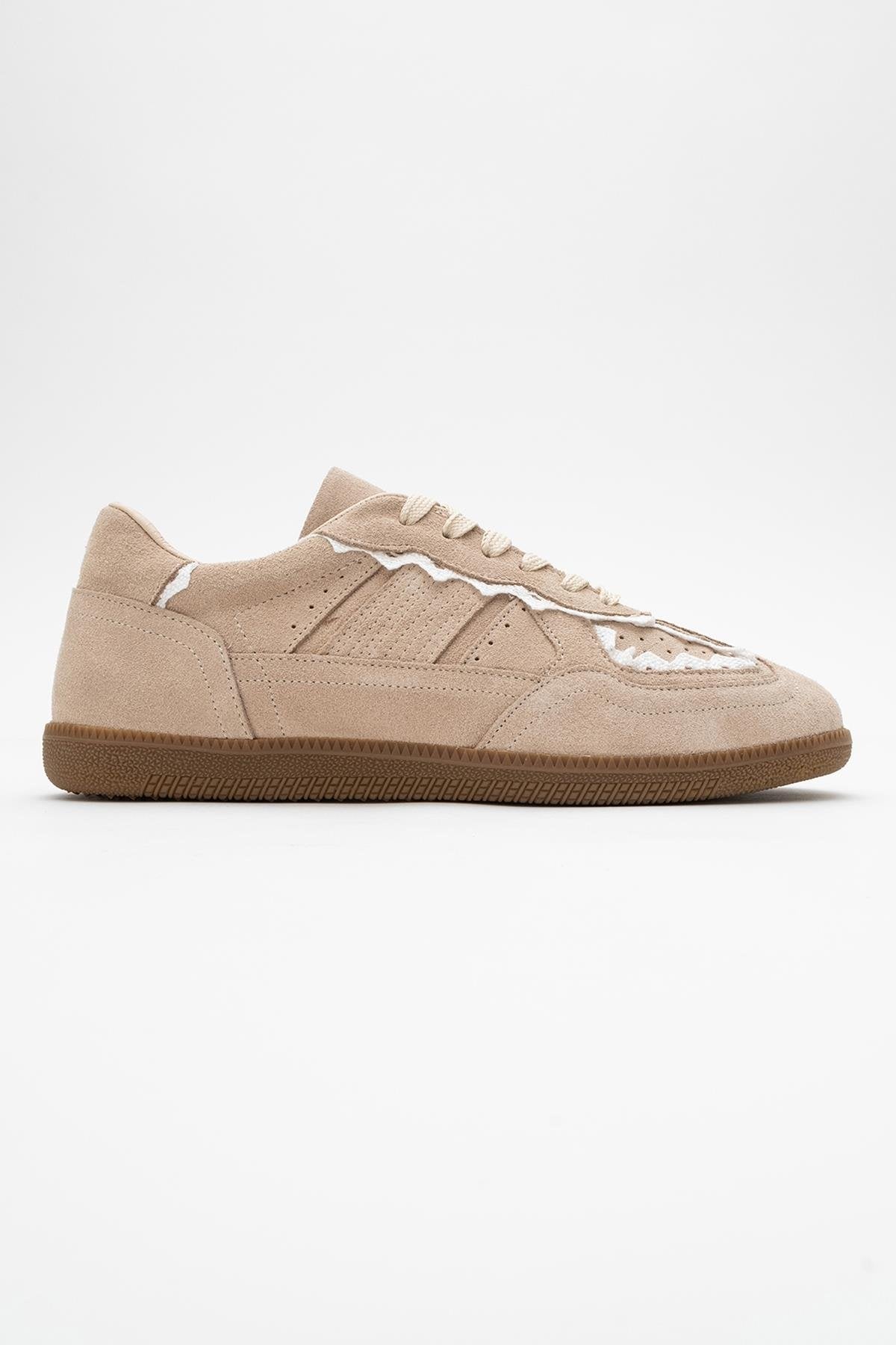 Shiva - Beige Suede Leather Sneakers – back view showing leather, suede, Vowalisse