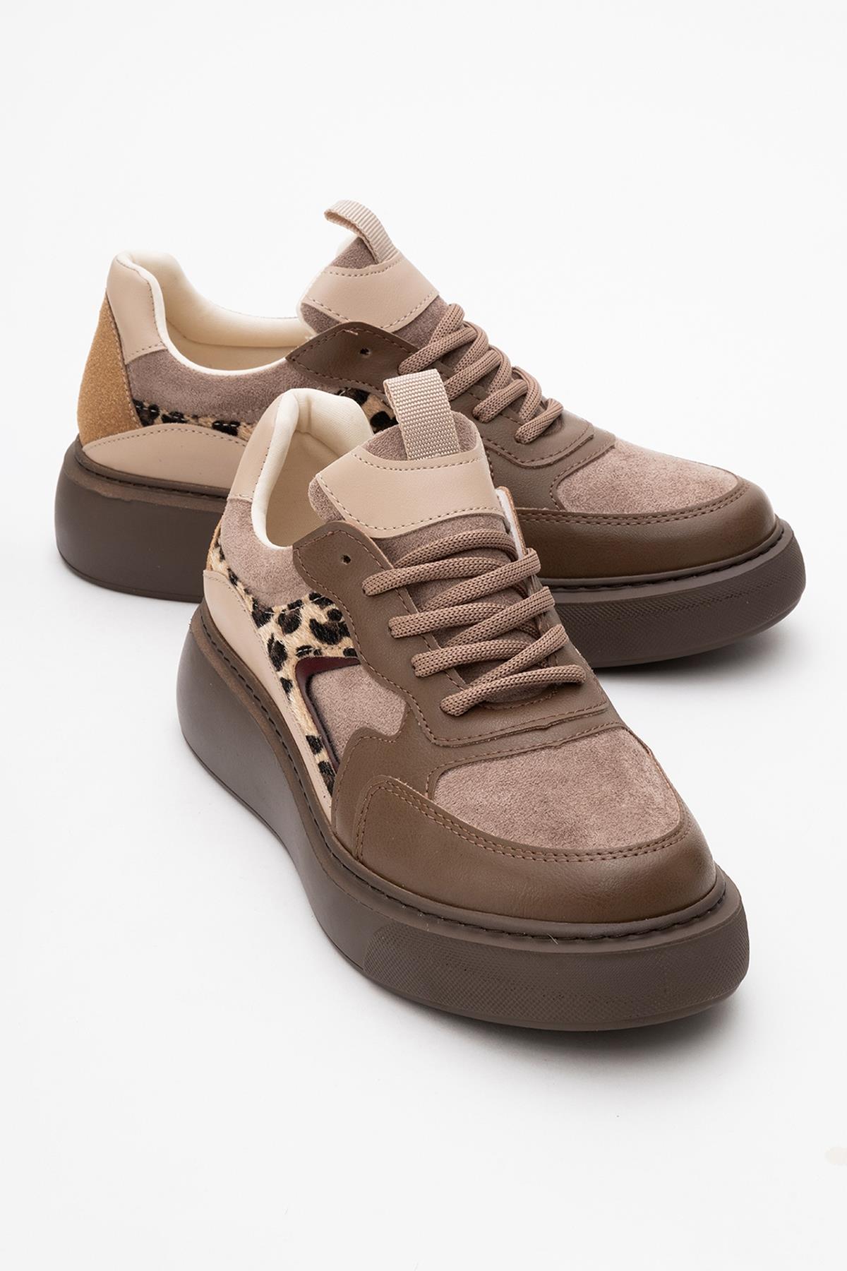 Ida - Brown Platform Sneakers – front three-quarter view showing leather, Vowalisse