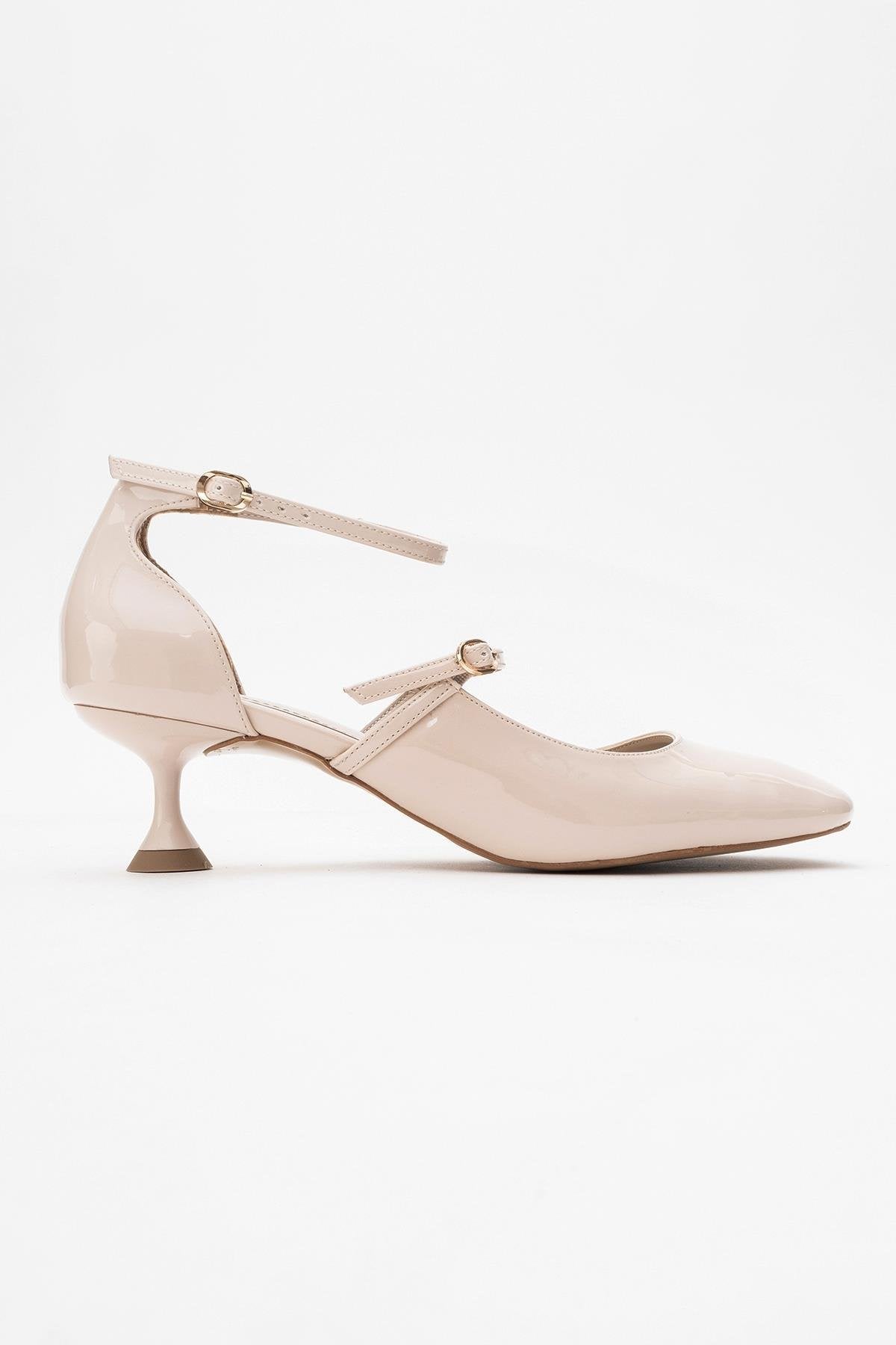 Emly - Off-White Square Toe Low Heel Shoe – top view showing leather, white, Vowalisse