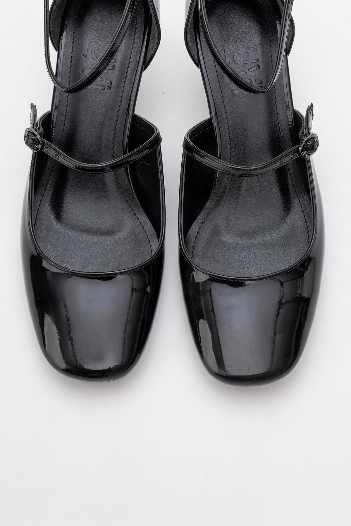 Emly - Black Square Toe Low Heel Shoe – side view showing leather, black, red, Vowalisse