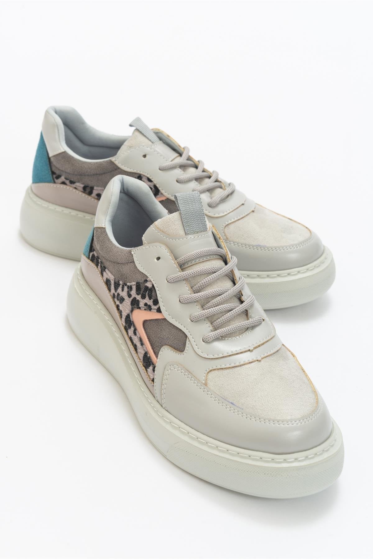 Ida - Grey Platform Sneakers – front three-quarter view showing leather, Vowalisse