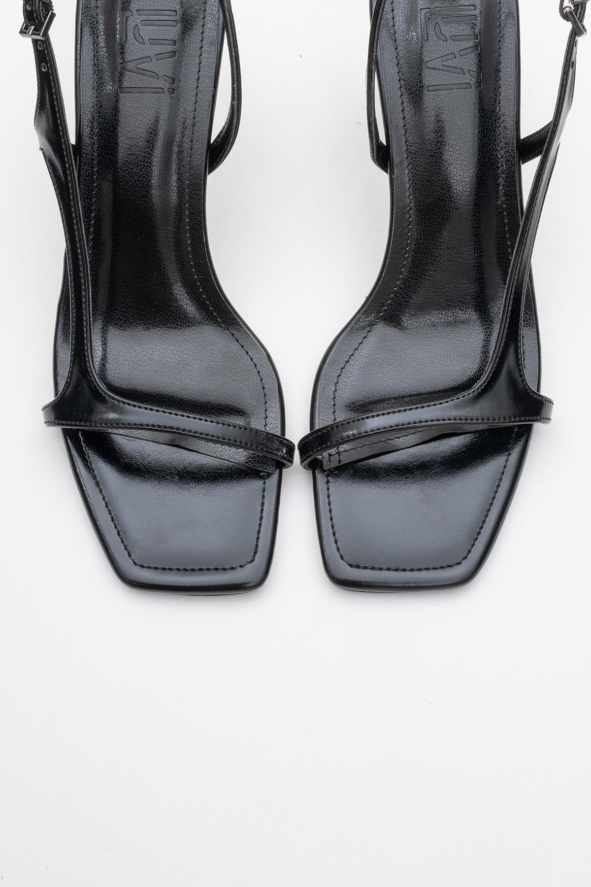 Melby - Black Heeled Shoe – side view showing leather, black, Vowalisse