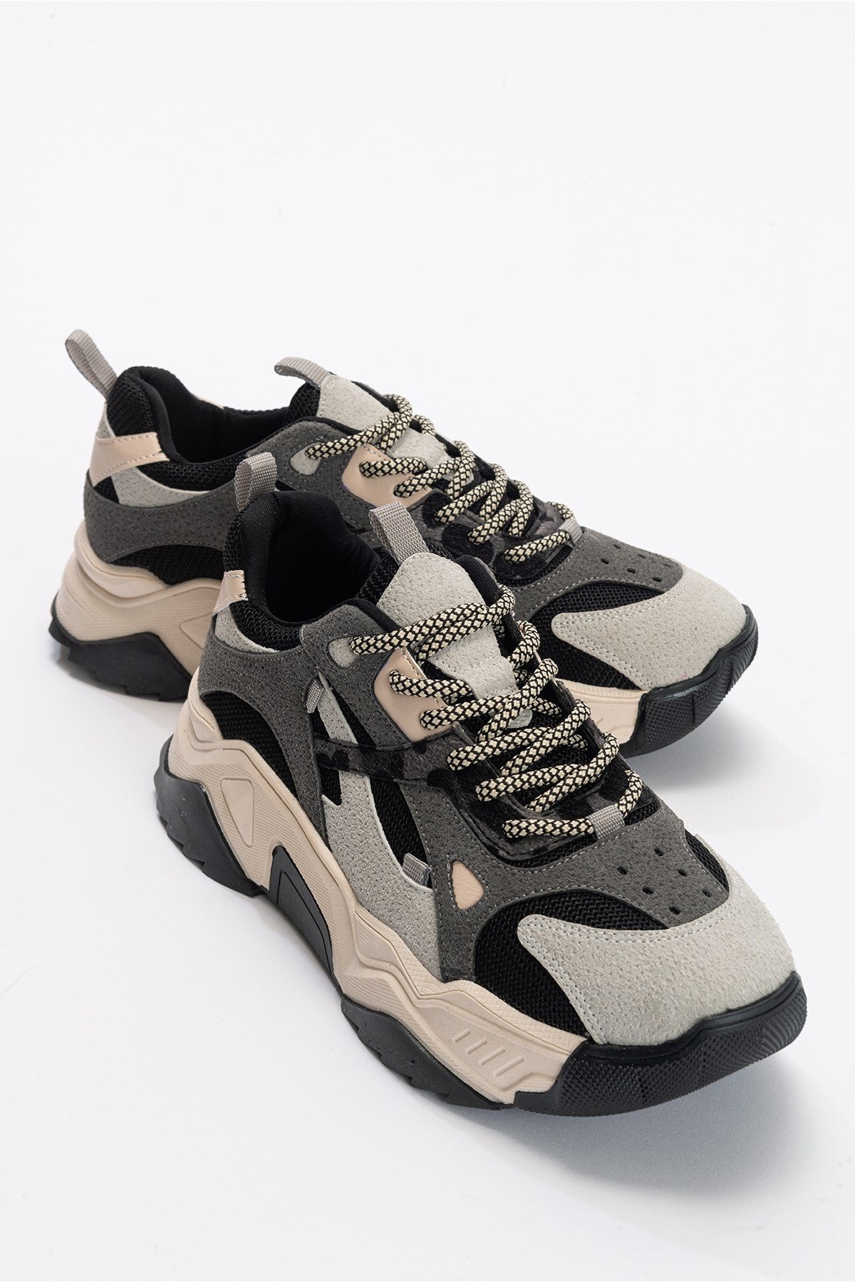 Loretta - Black Gray Platform Sneakers – front three-quarter view showing black, red, Vowalisse