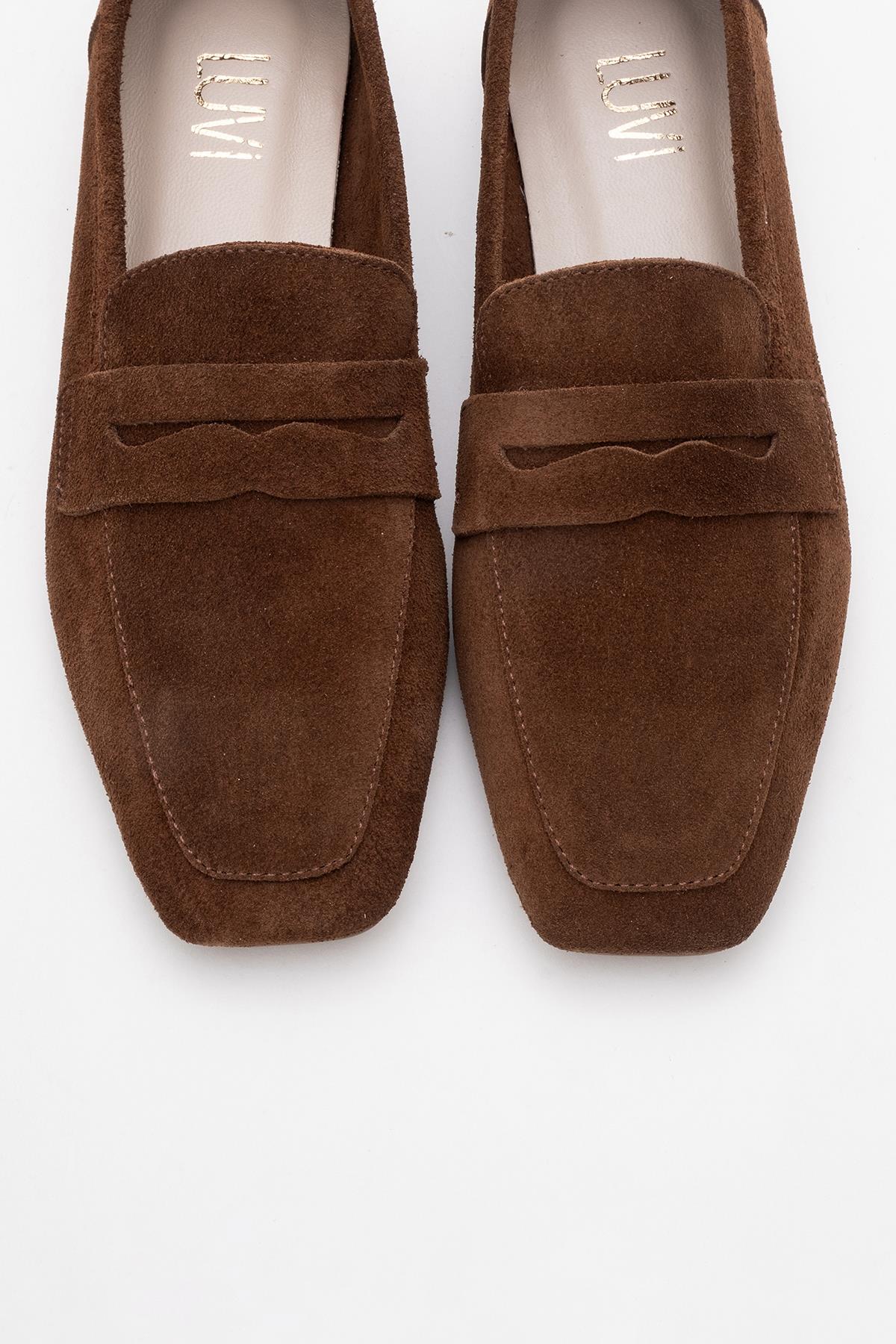 Morne - Brown Suede Leather Loafers – side view showing leather, suede, Vowalisse