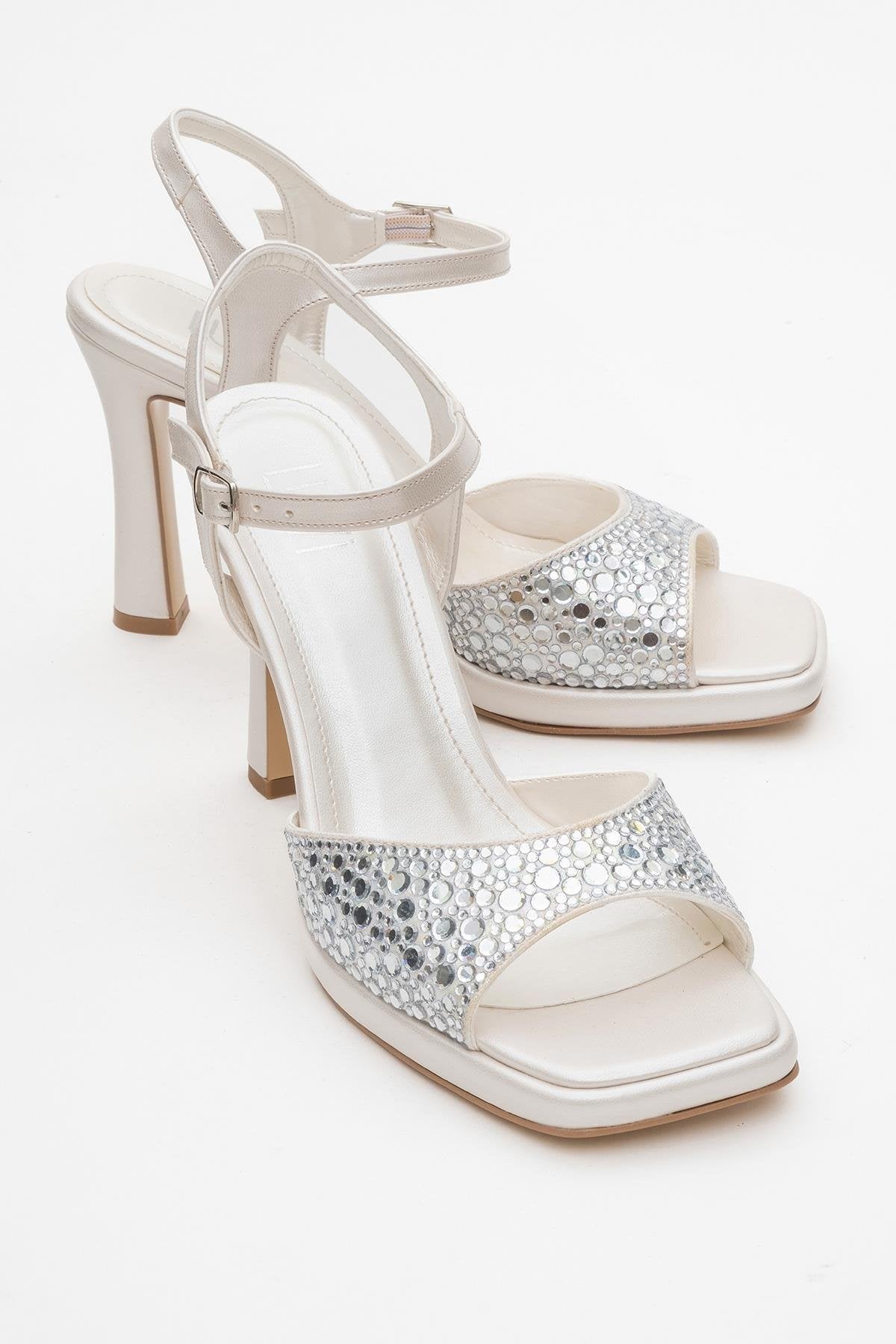 Anche - Pearl Jeweled Evening Shoe – front three-quarter view showing pearl, leather, Vowalisse