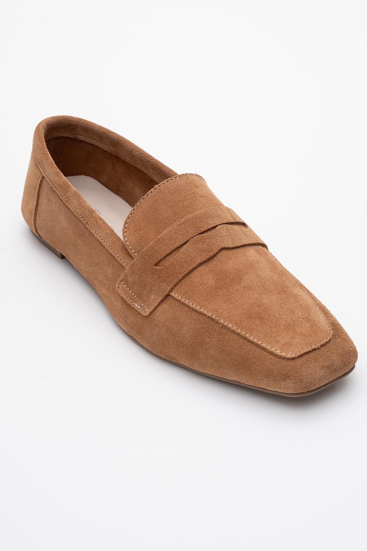 Morne - Mustard Suede Leather Loafers – detail view showing leather, suede, Vowalisse