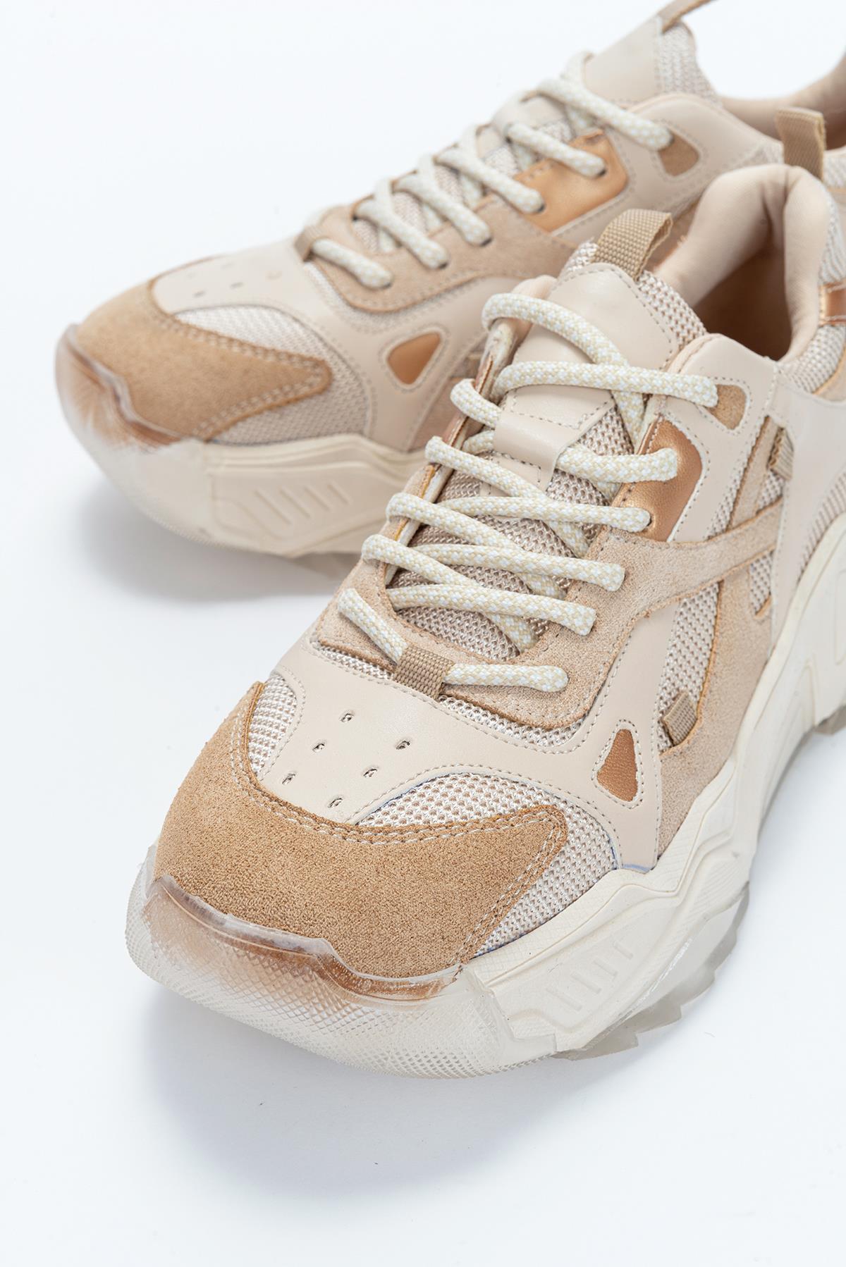 Loretta - Beige Platform Sneakers – side view showing red, Vowalisse