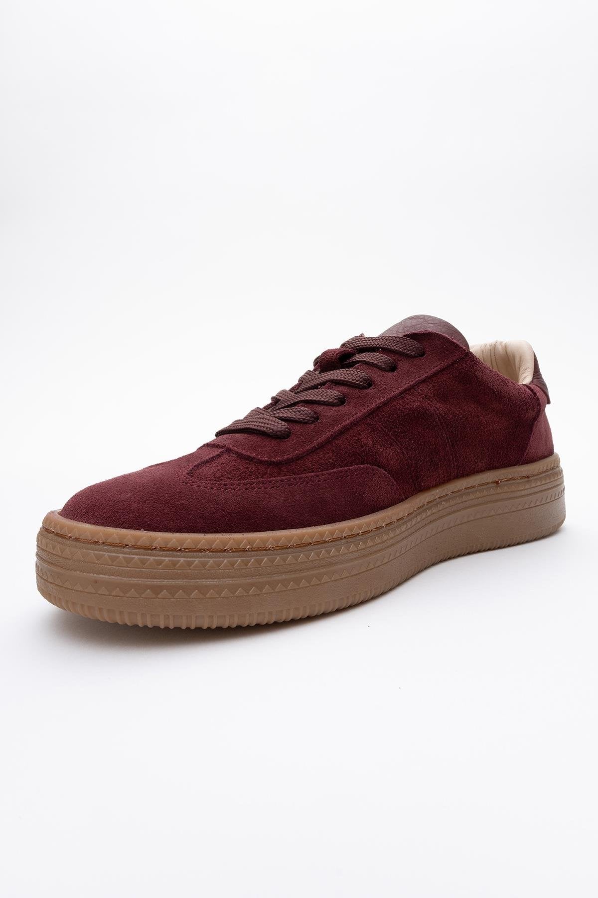Fiore - Burgundy Leather Sneakers – heel view showing leather, red, Vowalisse