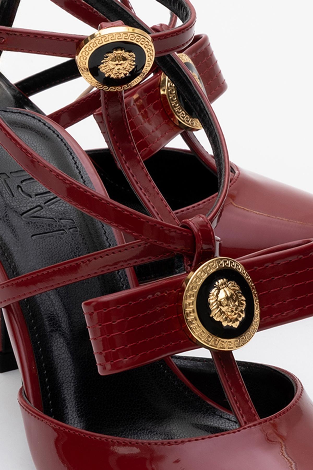 Peal - Burgundy Patent Heeled Shoe – side view showing leather, Vowalisse