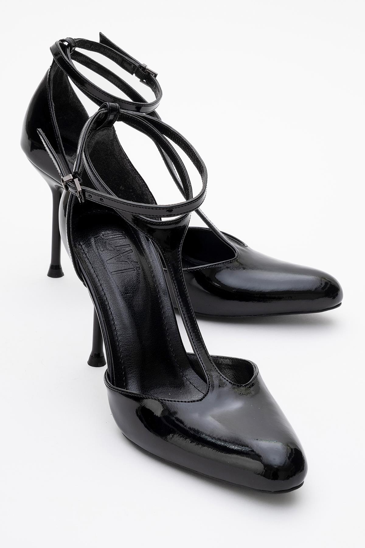 Jon - Black Patent Stiletto Heel Shoe – front three-quarter view showing leather, black, red, Vowalisse
