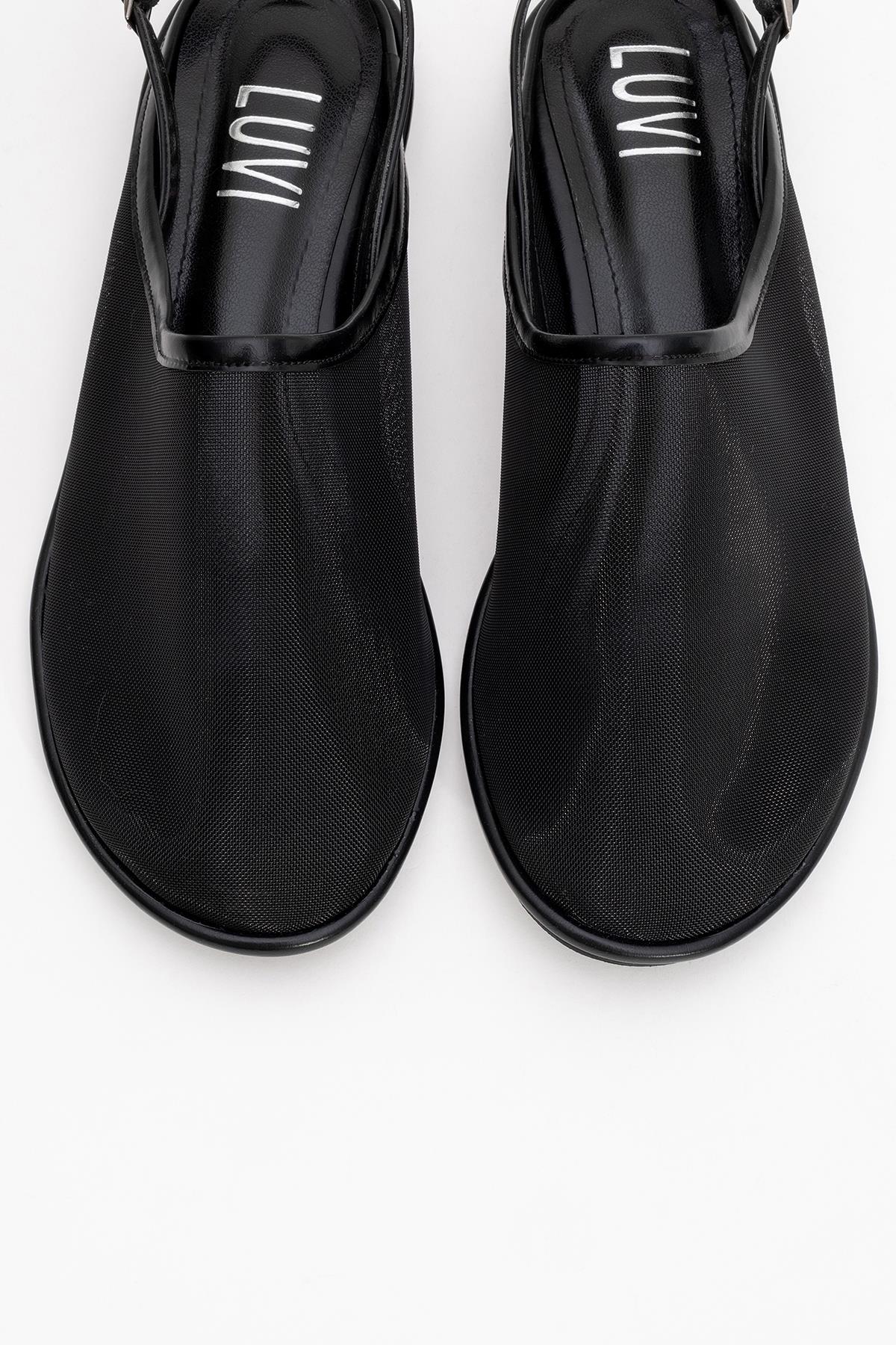 Shen Black Mesh Sandal – side view showing leather, mesh, black, Vowalisse