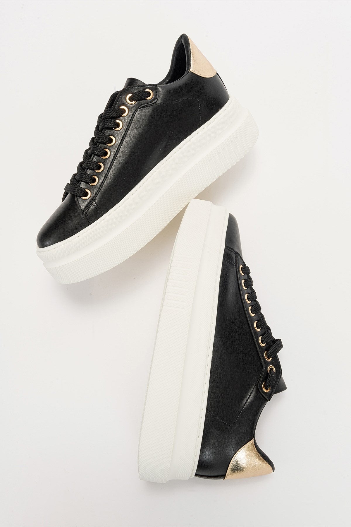 Violette - Black Sneaker – heel view showing leather, black, Vowalisse