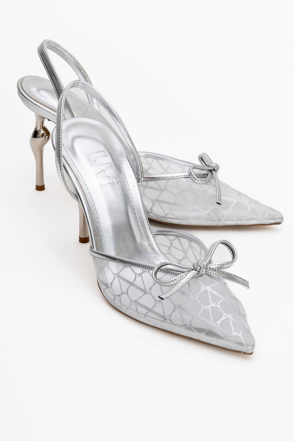 Peony - Silver Mesh Bow Pointed Toe Pump – front three-quarter view showing bow, leather, mesh, Vowalisse