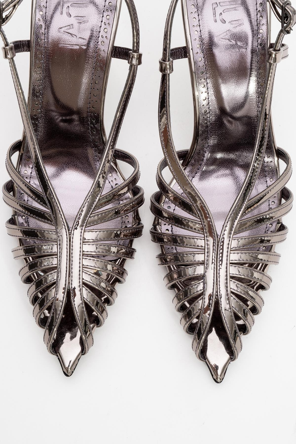Leaf - Platinum Mirror High Heel Pump – side view showing leather, Vowalisse