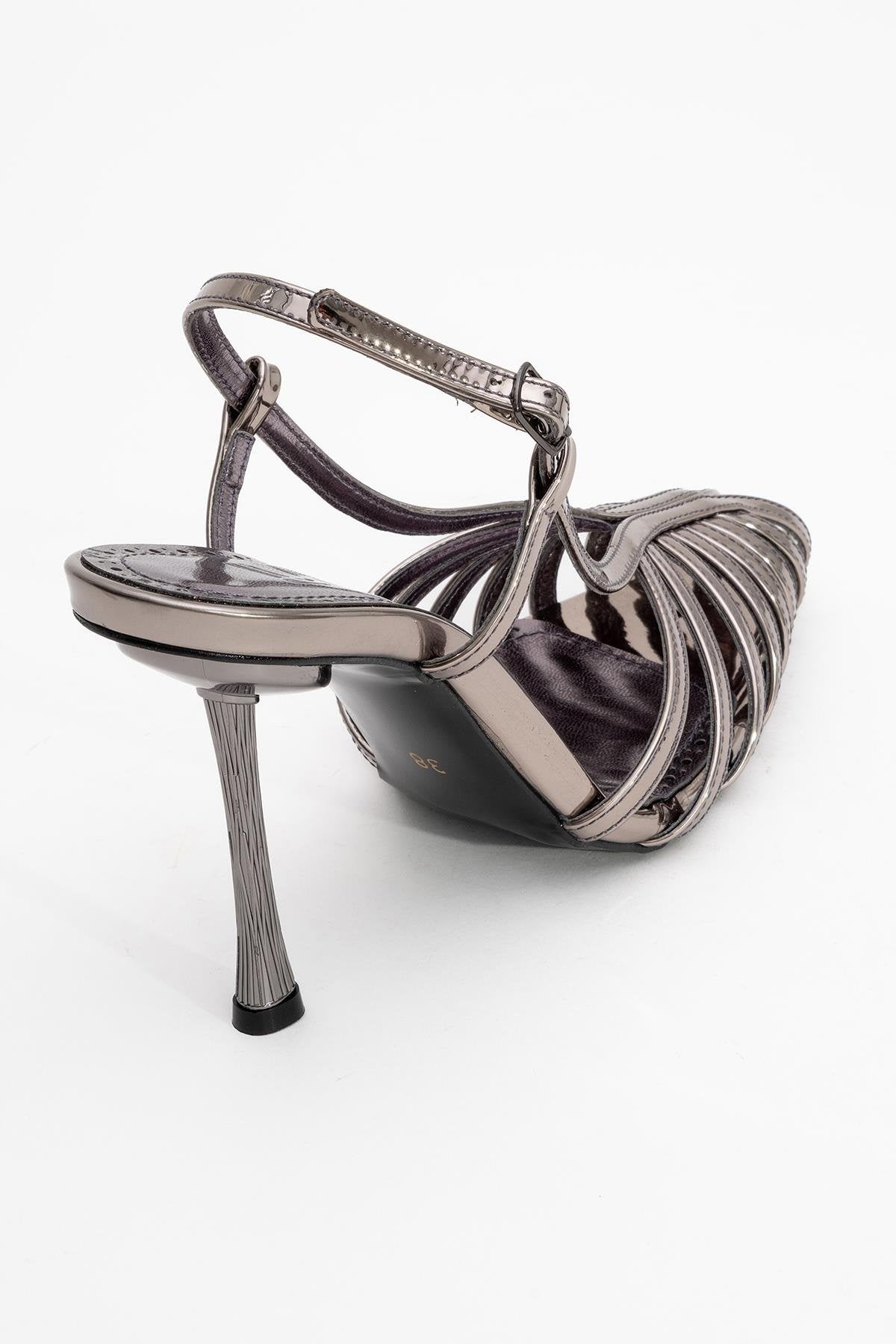 Leaf - Platinum Mirror High Heel Pump – back view showing leather, Vowalisse