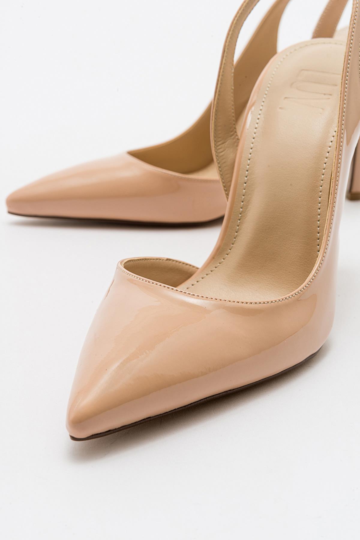 Twine - Beige Patent Heeled Shoe – detail view showing leather, Vowalisse