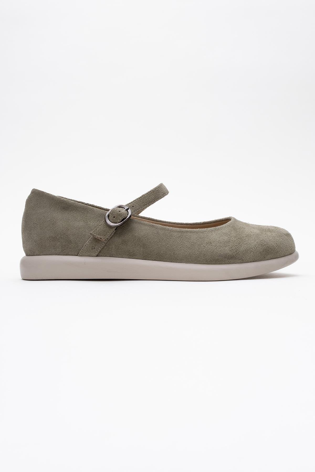 Anisa - Green Genuine Leather Ballet Flat – top view showing leather, green, Vowalisse