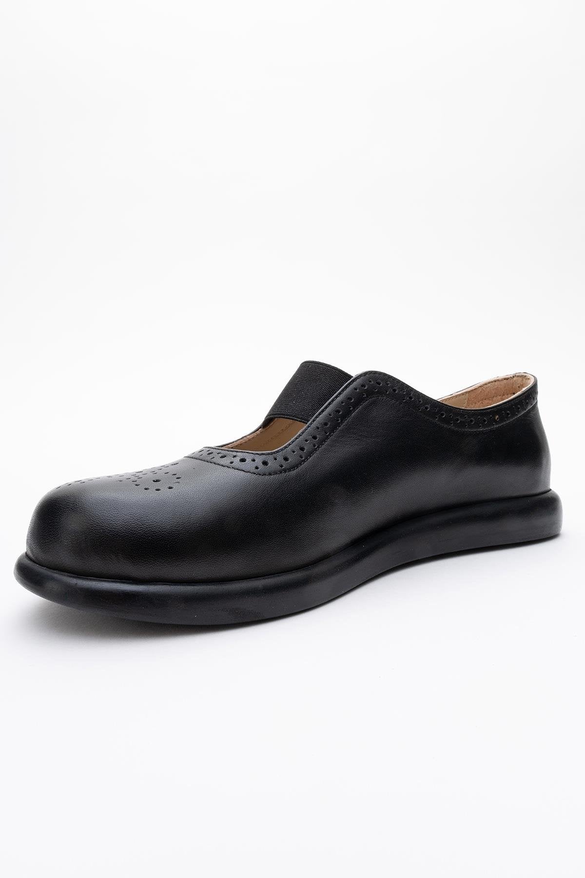 CHELLE Black Elastic Leather Flat – heel view showing leather, black, Vowalisse