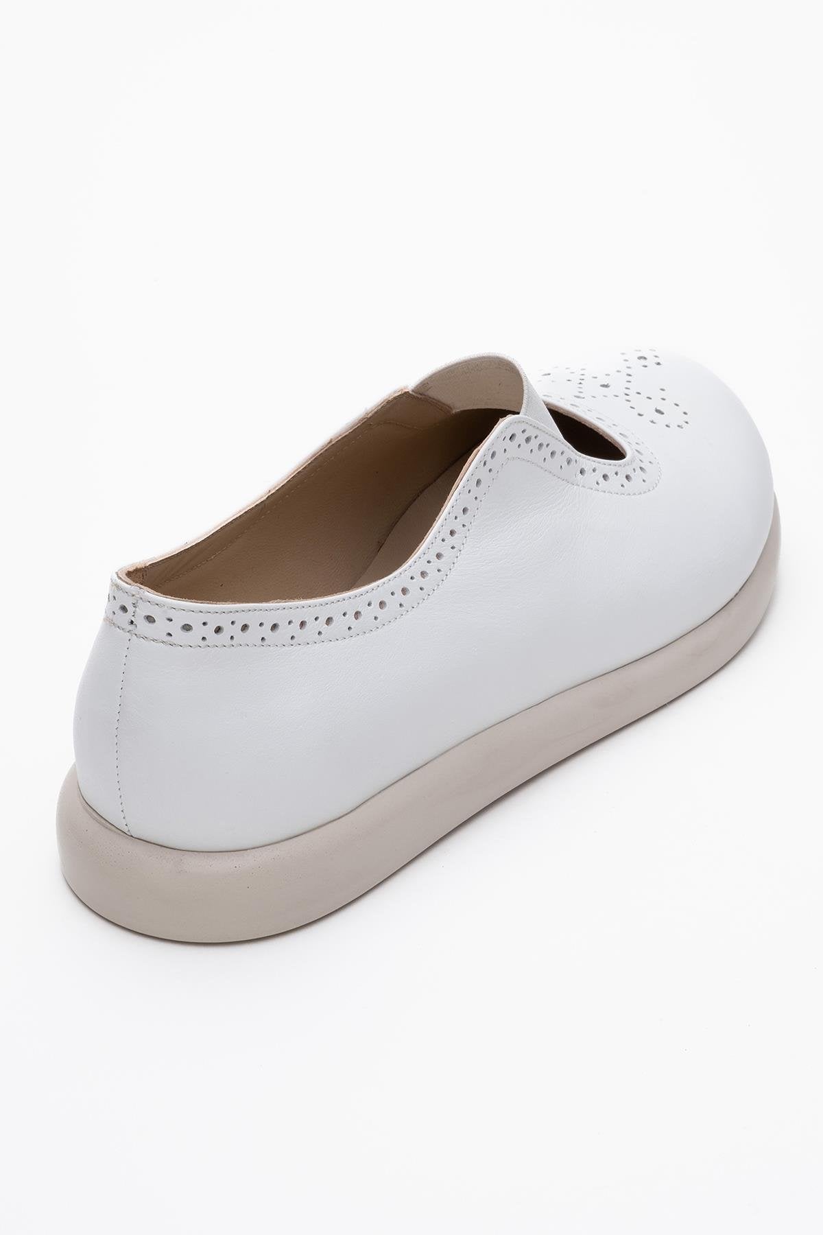 CHELLE White Elastic Leather Flat – back view showing leather, white, Vowalisse