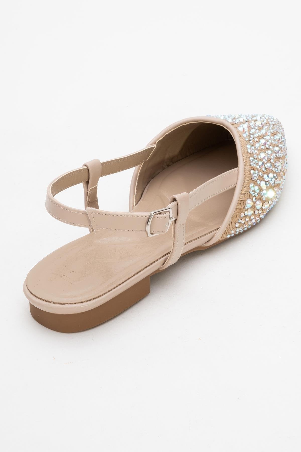 Helly - Beige Closed-Toe Sandal – back view showing leather, Vowalisse