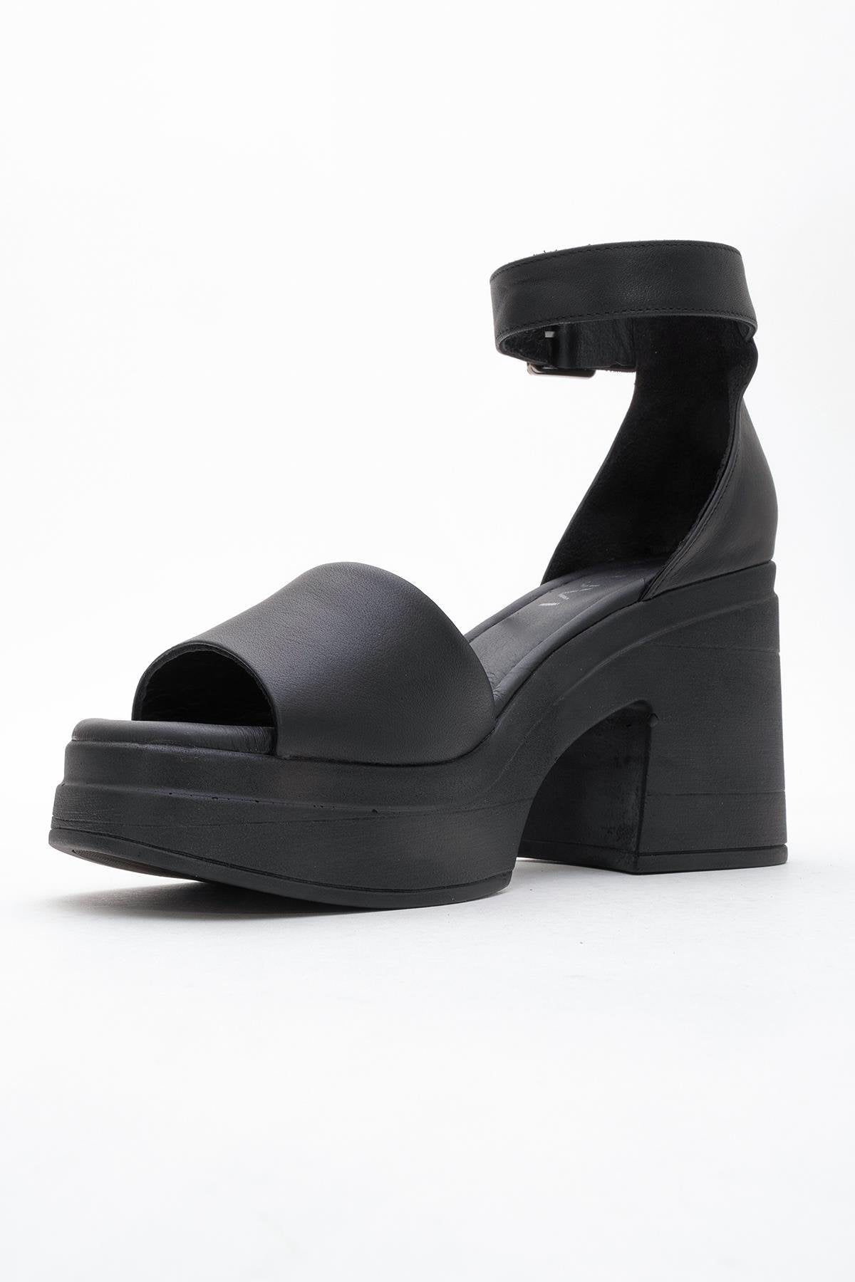 MARGOT Black Leather Platform Sandal – heel view showing leather, black, Vowalisse