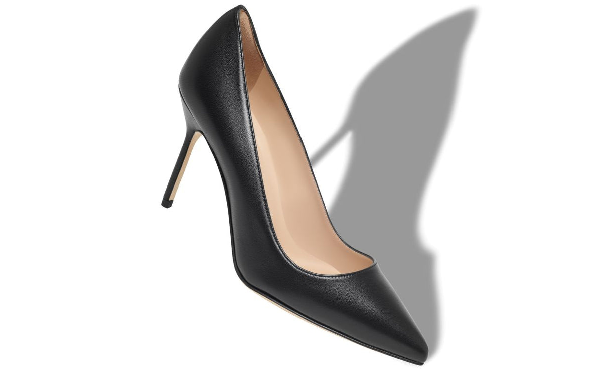 Camellia Lace Black Pointed Toe Pumps – front three-quarter view showing black pointed toe, nappa leather, Vowalisse