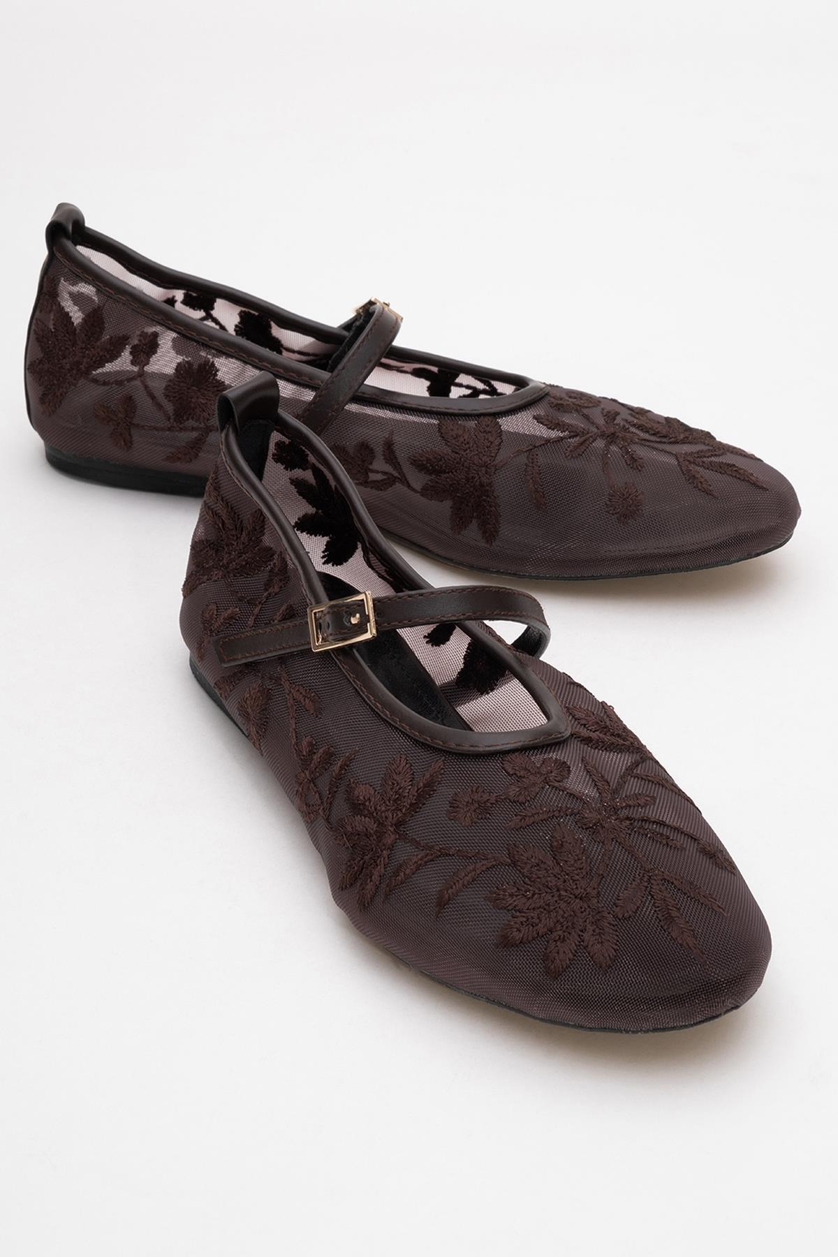 Juny Brown Mesh Floral Embroidery Ballet Flat – front three-quarter view showing leather, mesh, red, Vowalisse
