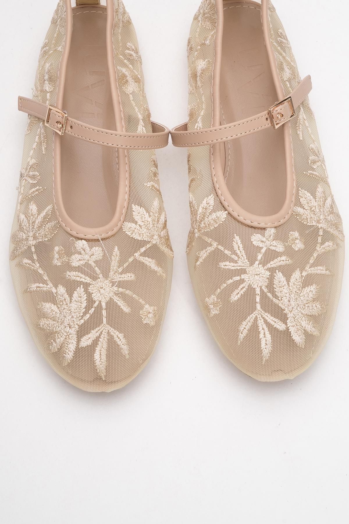 Juny Beige Mesh Floral Embroidery Ballet Flat – side view showing leather, mesh, red, Vowalisse