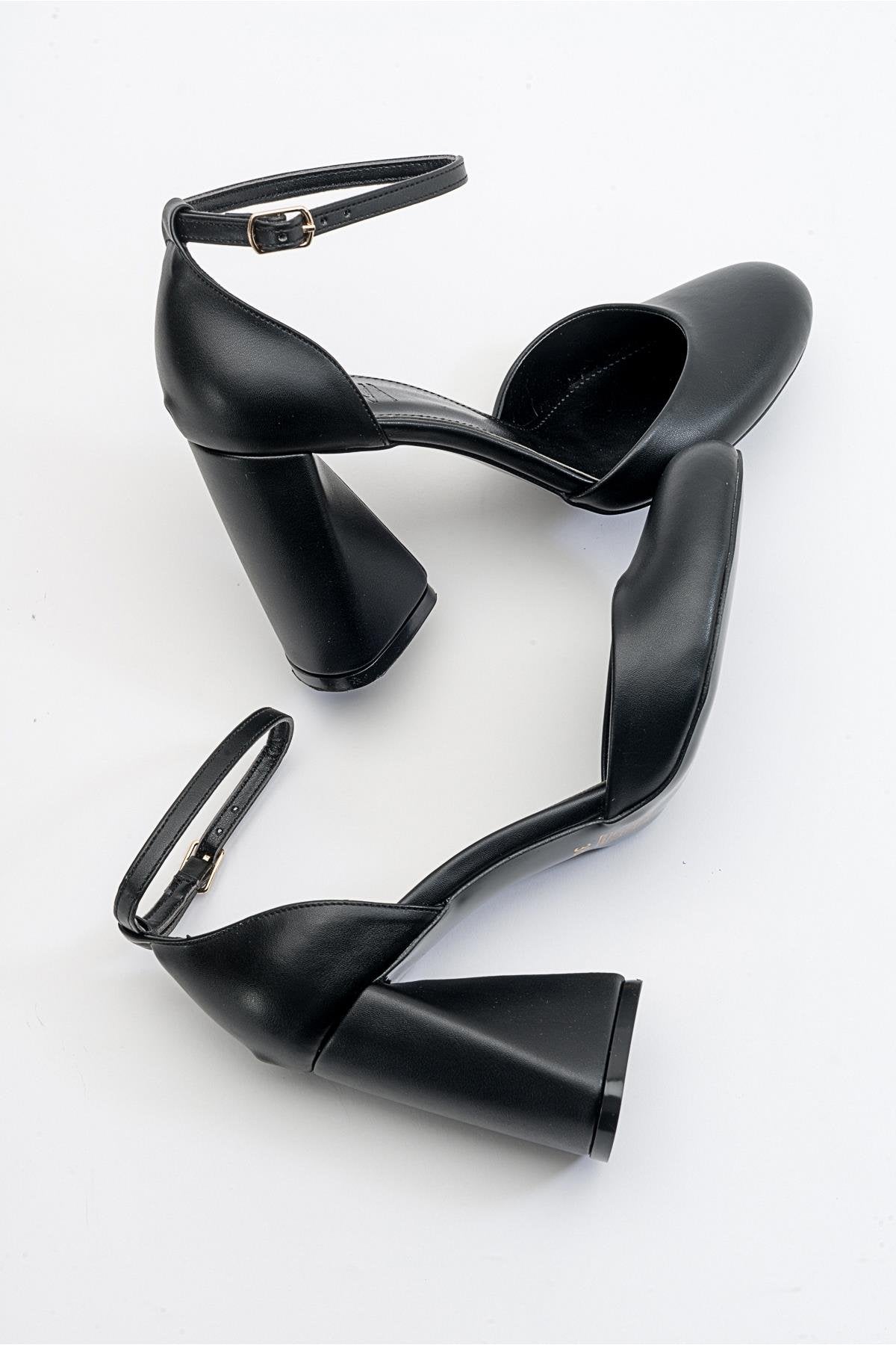 Oslo - Black Heeled Shoe – back view showing leather, black, Vowalisse