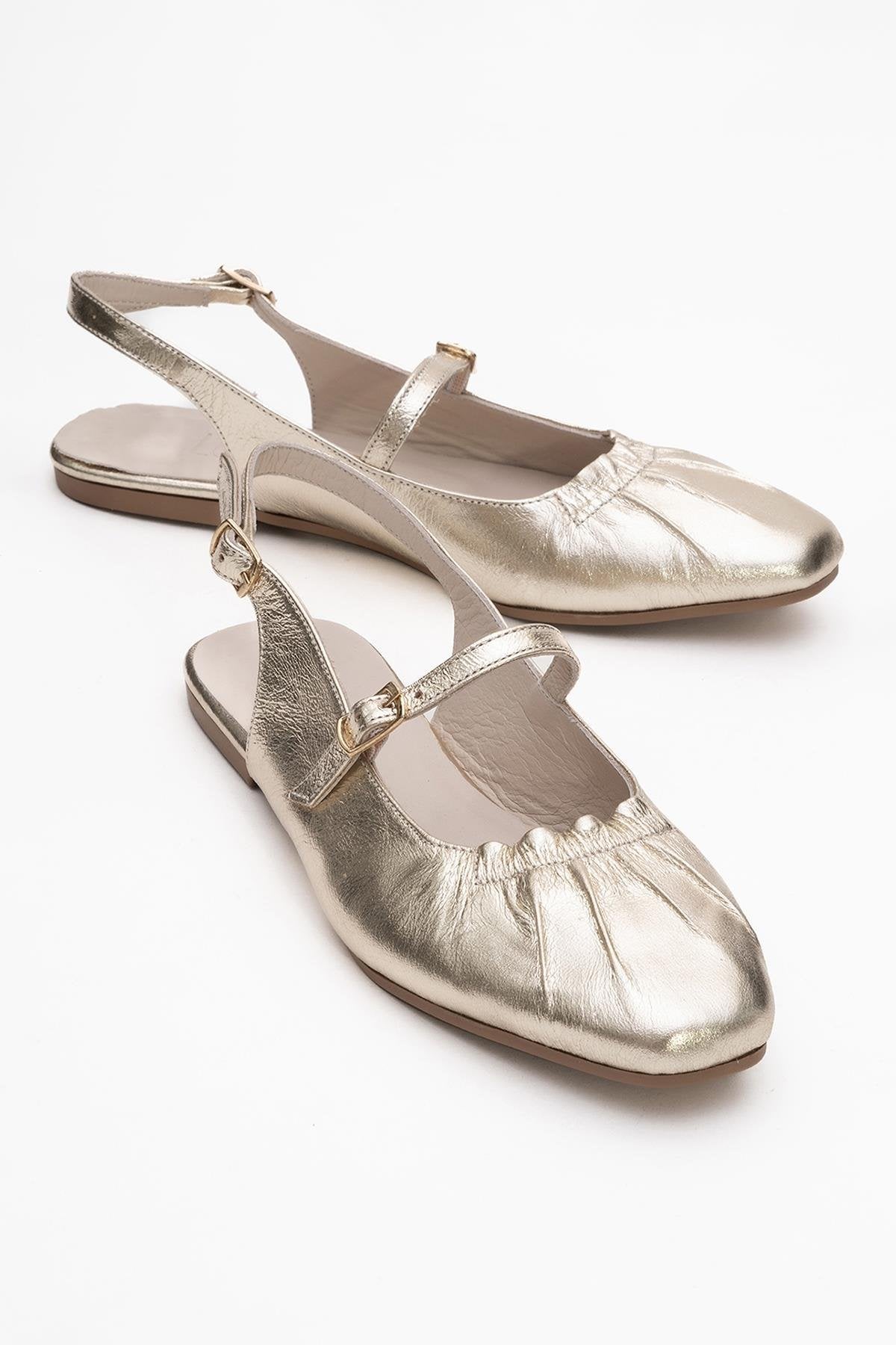 BRITNEY Gold Leather Closed-Toe Sandal – front three-quarter view showing leather, gold, red, Vowalisse