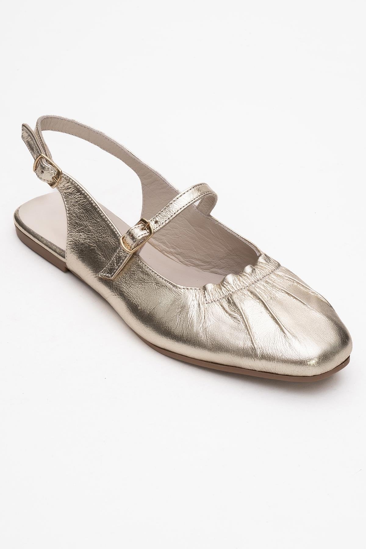 BRITNEY Gold Leather Closed-Toe Sandal – detail view showing leather, gold, red, Vowalisse