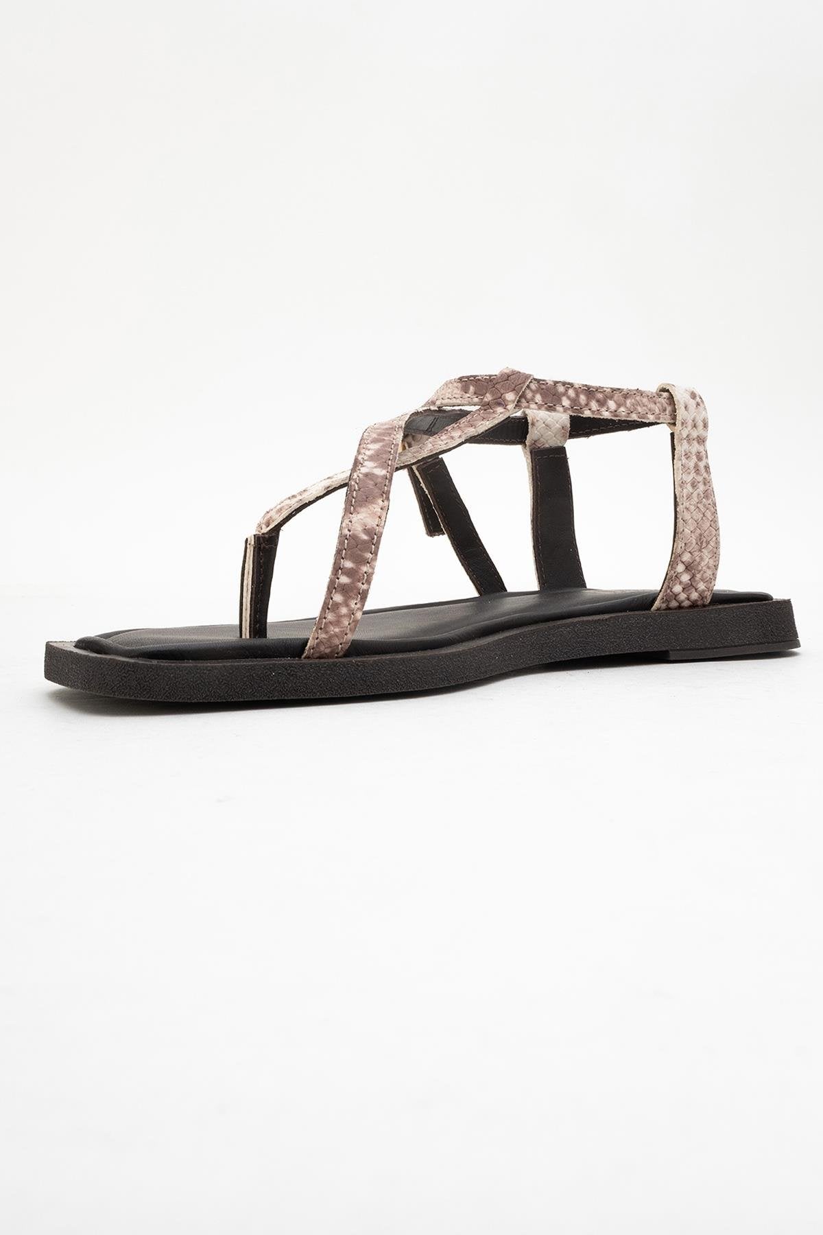 Morgana Brown Leather Thong Sandal – heel view showing leather, Vowalisse
