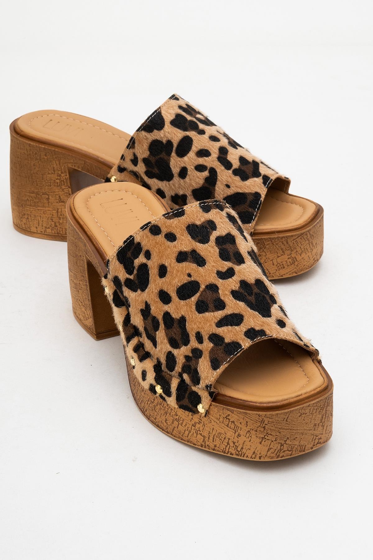Pull - Leopard Suede Leather Heeled Mules(Copy) – front three-quarter view showing leather, suede, red, Vowalisse
