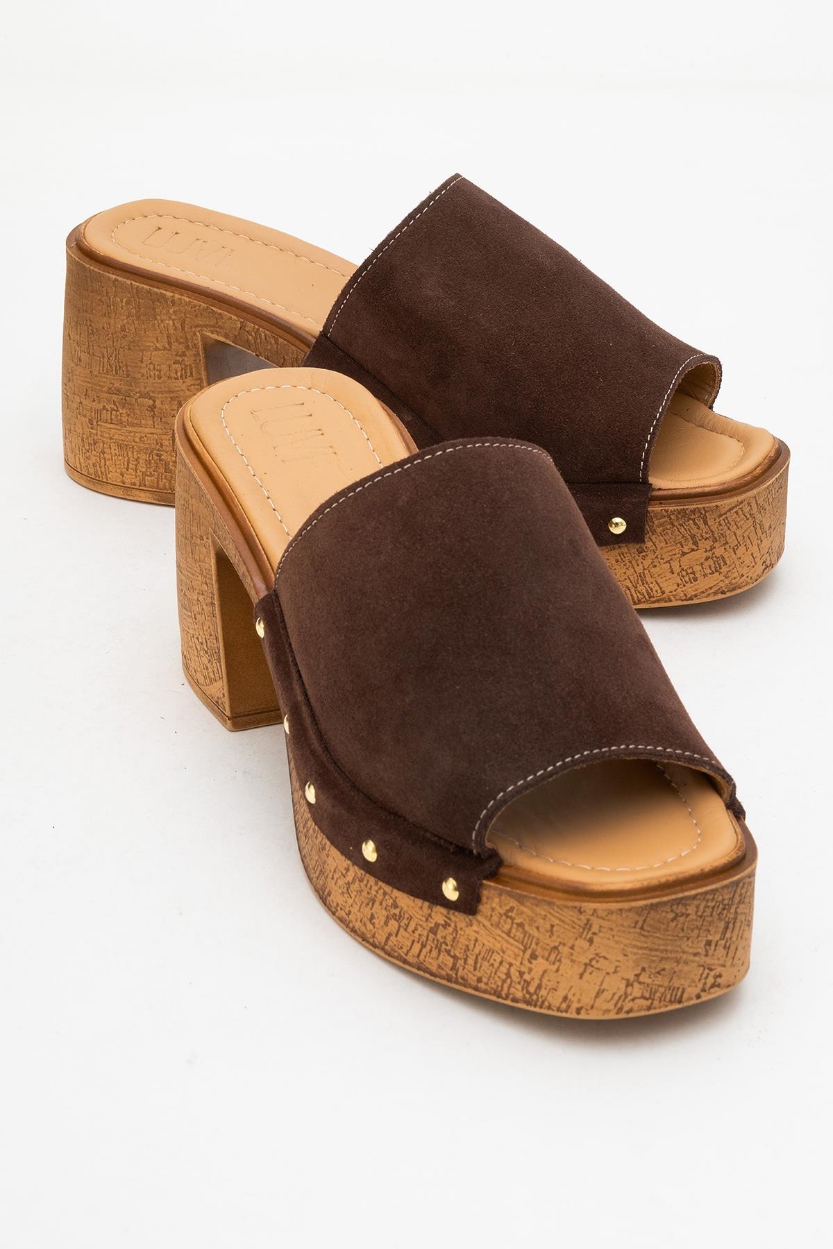 Pull - Dark Brown Suede Leather Heeled Mules – front three-quarter view showing leather, suede, red, Vowalisse