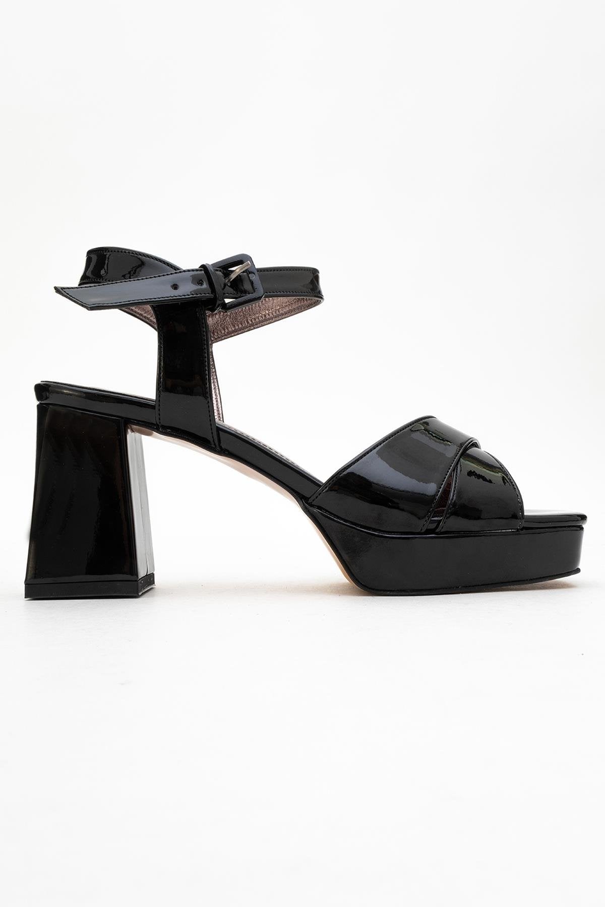Lisbon - Black Patent Platform Heel Shoe – top view showing leather, black, Vowalisse