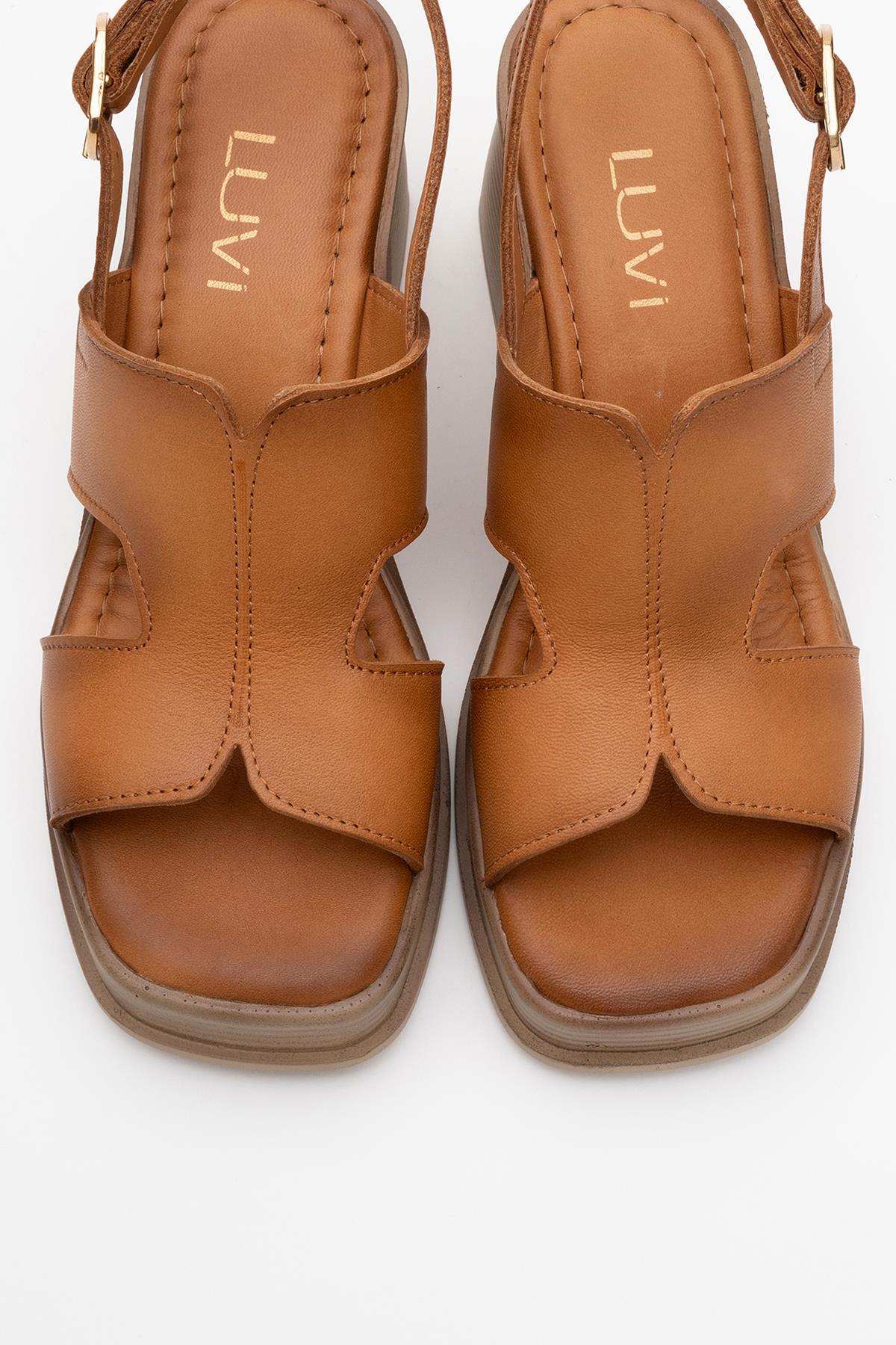 Zennia - Cognac Brown Leather Platform Sandal – side view showing leather, Vowalisse