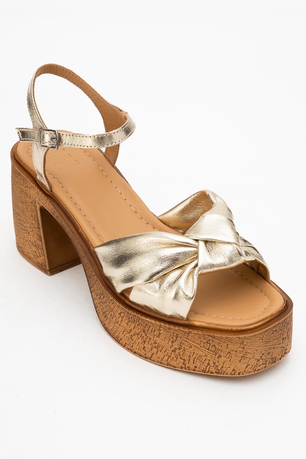 Tily - Gold Platform Wedge Leather Sandal – heel view showing leather, gold, Vowalisse