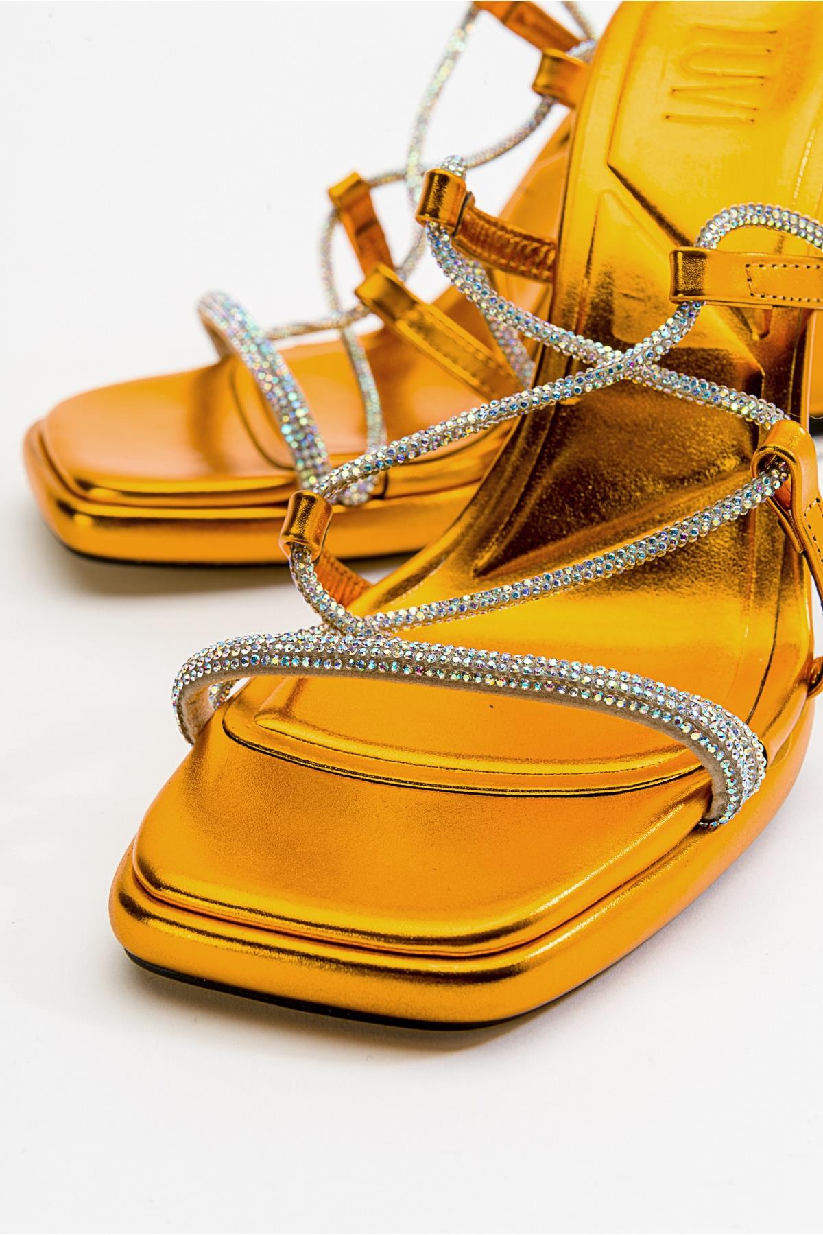 Mezzo - Metallic Orange Heeled Sandal – top view showing leather, metallic, Vowalisse